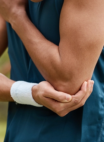 bolecine-v-roki-zapestju-komolcu